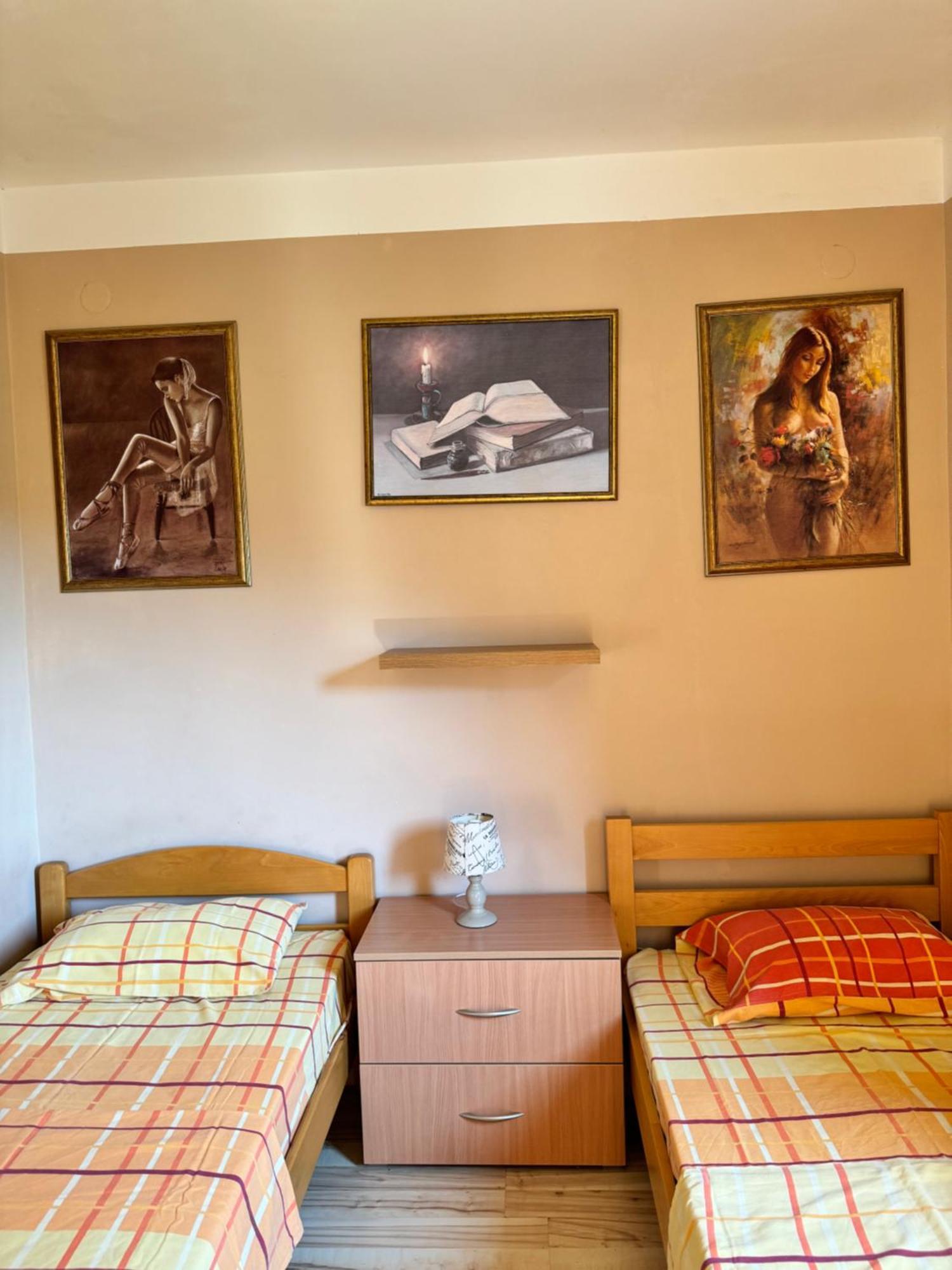 Ferienwohnung Carine Garden Risan Exterior foto